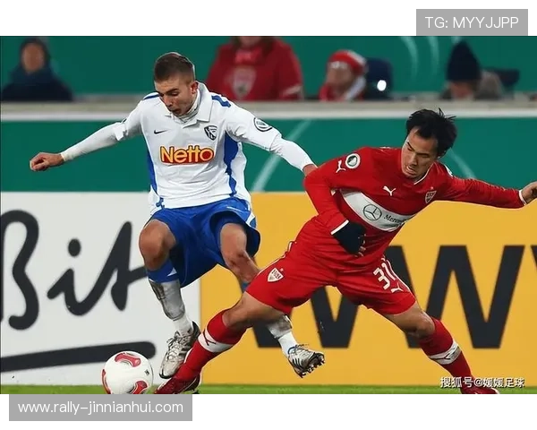 足球星水晶闪耀赛场见证团队荣耀与激情时刻 足球星水晶闪耀赛场见证团队荣耀与激情时刻